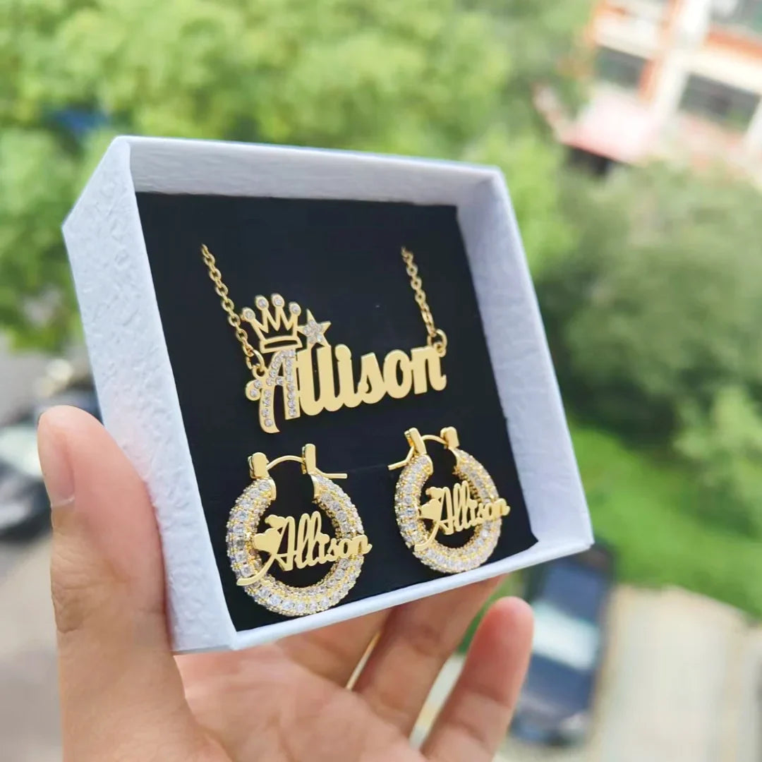 Layered chain necklaces with personalized pendants