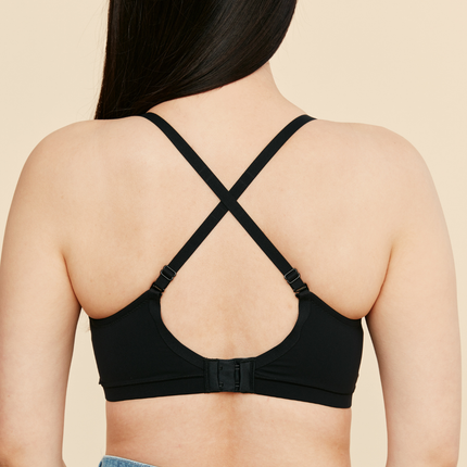 Moonrise Pocketed T‑Shirt Bra - Black by Meadow