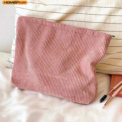 HOMEFISH Fashion Women's Large Zippered Cosmetic Bag Sweet Makeup Travel Organizer for Daily Outdoor Activities by Gilded Grace