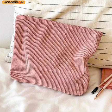HOMEFISH Fashion Women's Large Zippered Cosmetic Bag Sweet Makeup Travel Organizer for Daily Outdoor Activities by Gilded Grace